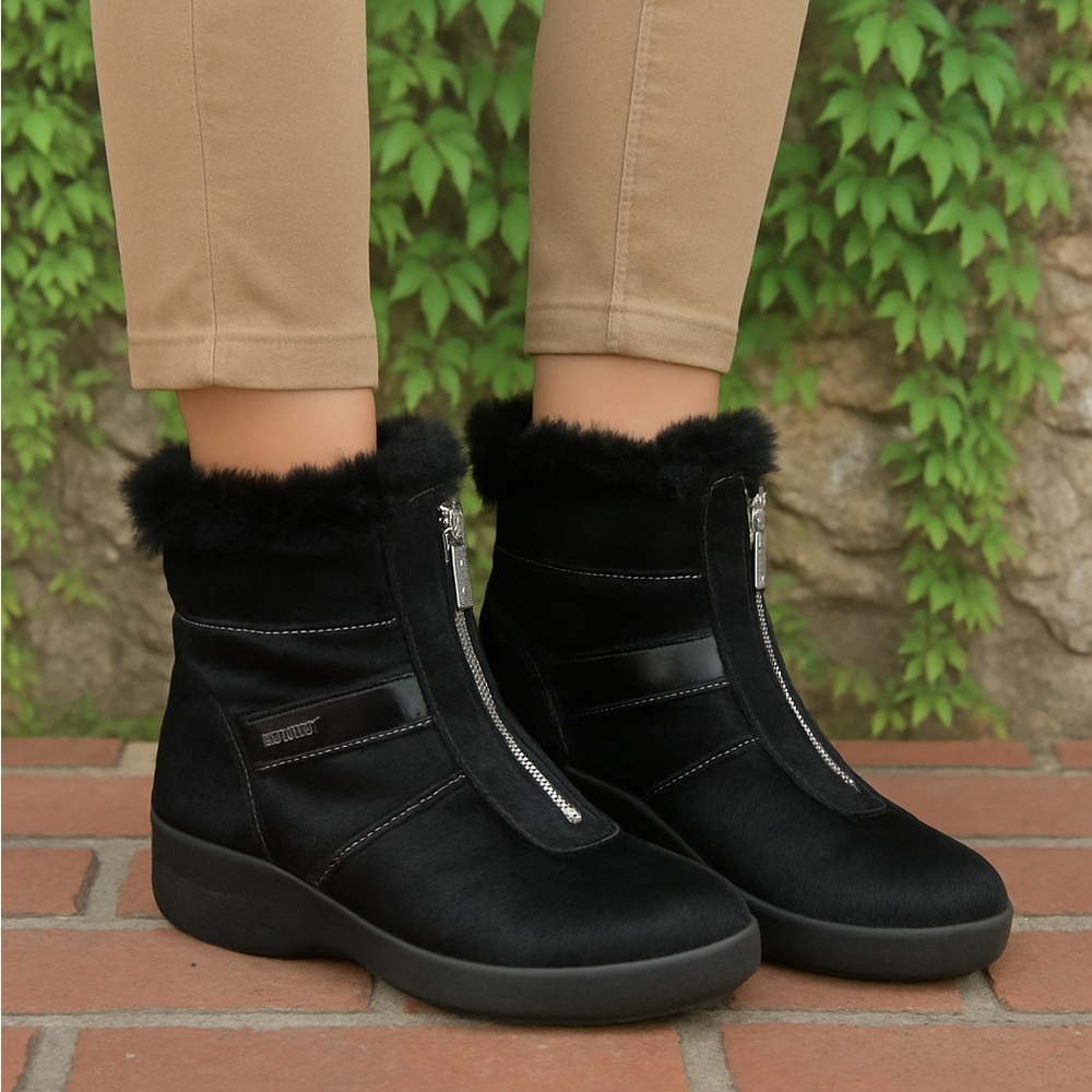 TECNICA Pony Hair and Shearling Ankle Boots, EU 40